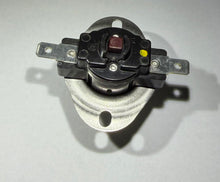 Load image into Gallery viewer, Goodman / Amana High Limit Switch B1370169(OEM Replacement)